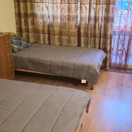Charming 2-bed With Ac, 5 Mins From Διαμέρισμα *